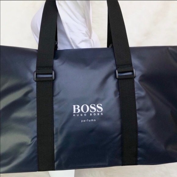 Hugo Boss travel parfums sport duffle bag
